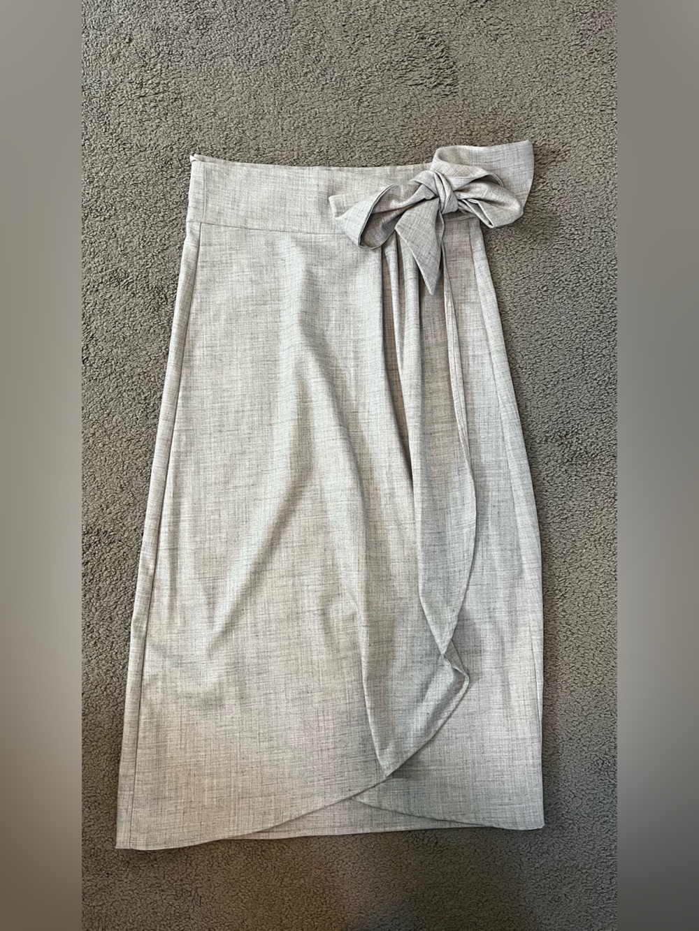 Beautiful wrap skirt in grey melange